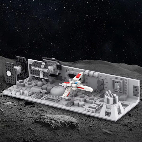 Star Wars Death Star Trench Run Chase Building Set MOC2042 (705 pcs)