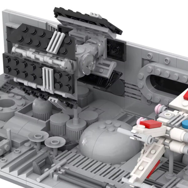 Star Wars Death Star Trench Run Chase Building Set MOC2042 (705 pcs)