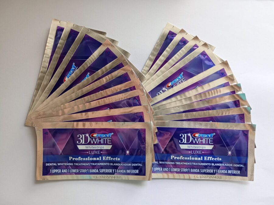 Crest 3D White Luxe Professional Effects teeth whitening strips