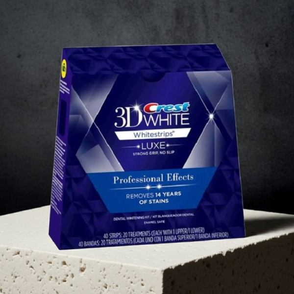 Luxe-Professional-Effects1.webp Crest 3D White Luxe Professional Effects teeth whitening strips