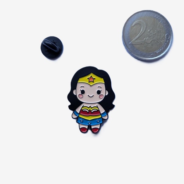 Wonder Woman (DC Comics) Enamel Pin Brooch